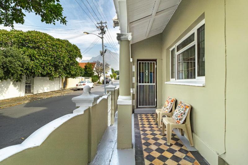 5 Bedroom Property for Sale in Observatory Western Cape
